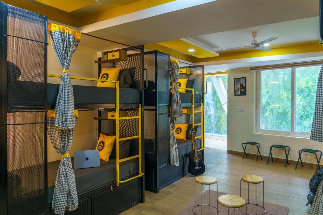 The Hosteller Dehradun Exterior foto