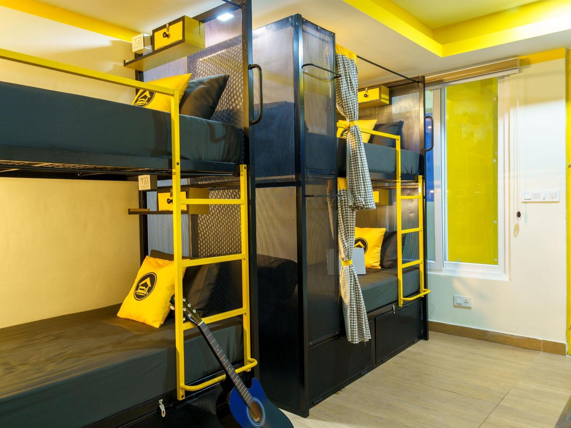 The Hosteller Dehradun Exterior foto