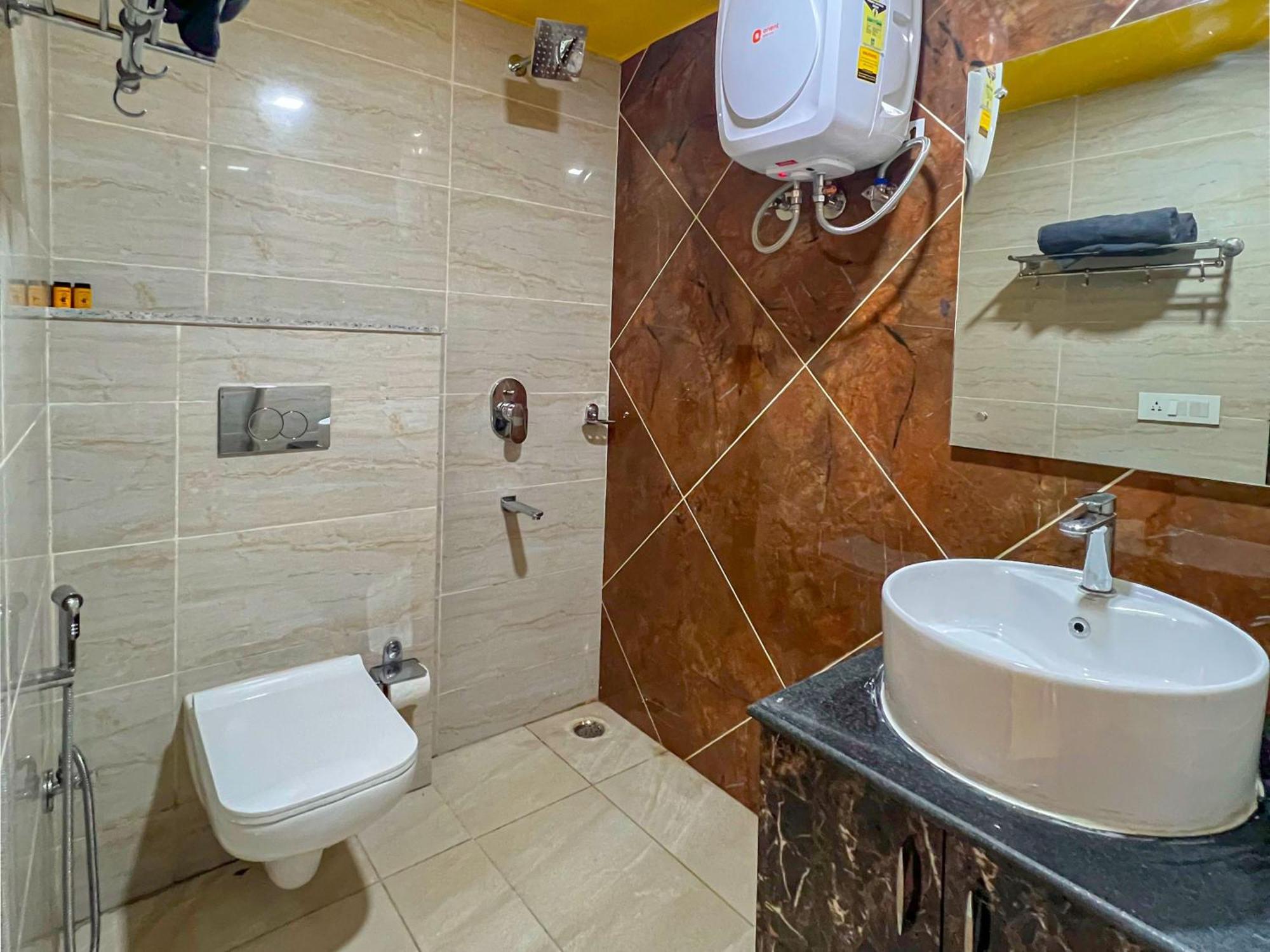 The Hosteller Dehradun Habitación foto
